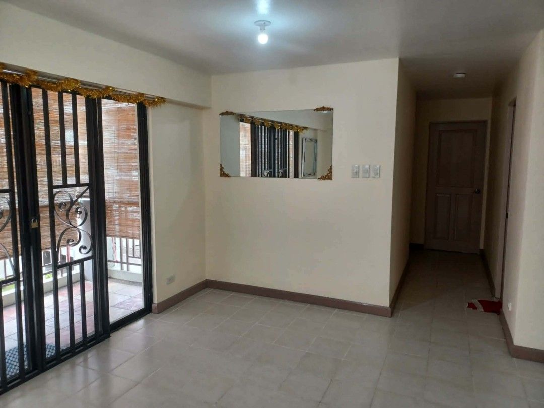 DMCI Homes RIVERFRONT Residences 3BR Unit for Lease (Category: Apartments & Condos) located in Pasig City. Submitted by authentic_rack (Listing ID 1464331555, Image 3). Description: Riverfront Residences Rhine Bldg 97sqm 3 bedrooms 2 toilet and bath Bare unit With built in cabinets in bedrooms 3rd floor Facing amenities 2 months deposit and 1 month advance 38k per month inclusive of dues ❌️ 🐕🐈 Pets NOT ALLOWED Please ❌️.