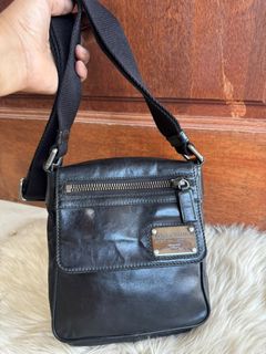(Category: ) located in . Submitted by luxe_chic (Listing ID 1464312491, Image 1). Description: .