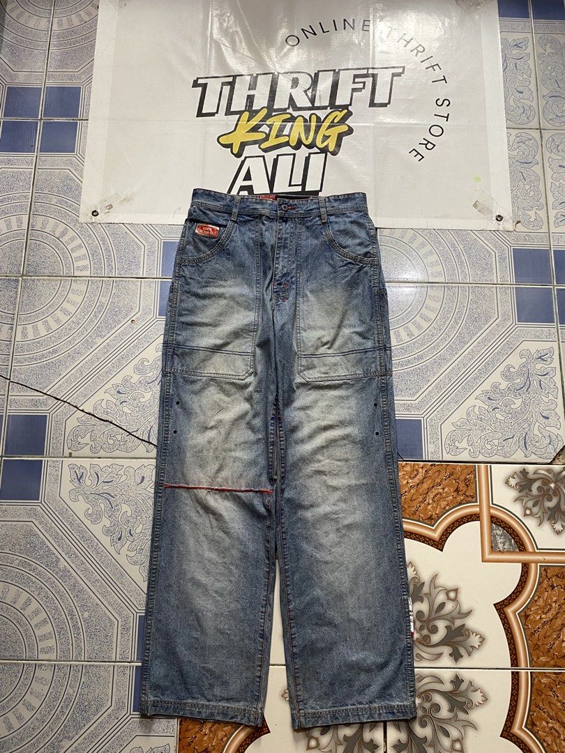 Ecko Team Rally Carpenter Baggy Pants (Category: Jeans) located in Rosario. Submitted by thrift_king_ali (Listing ID 1464277703, Image 1). Description: Ecko Team Rally Carpenter Dimes: W-32 L-43.5 Leg opening: 10 inches need wash excellent condition 1500+sf.