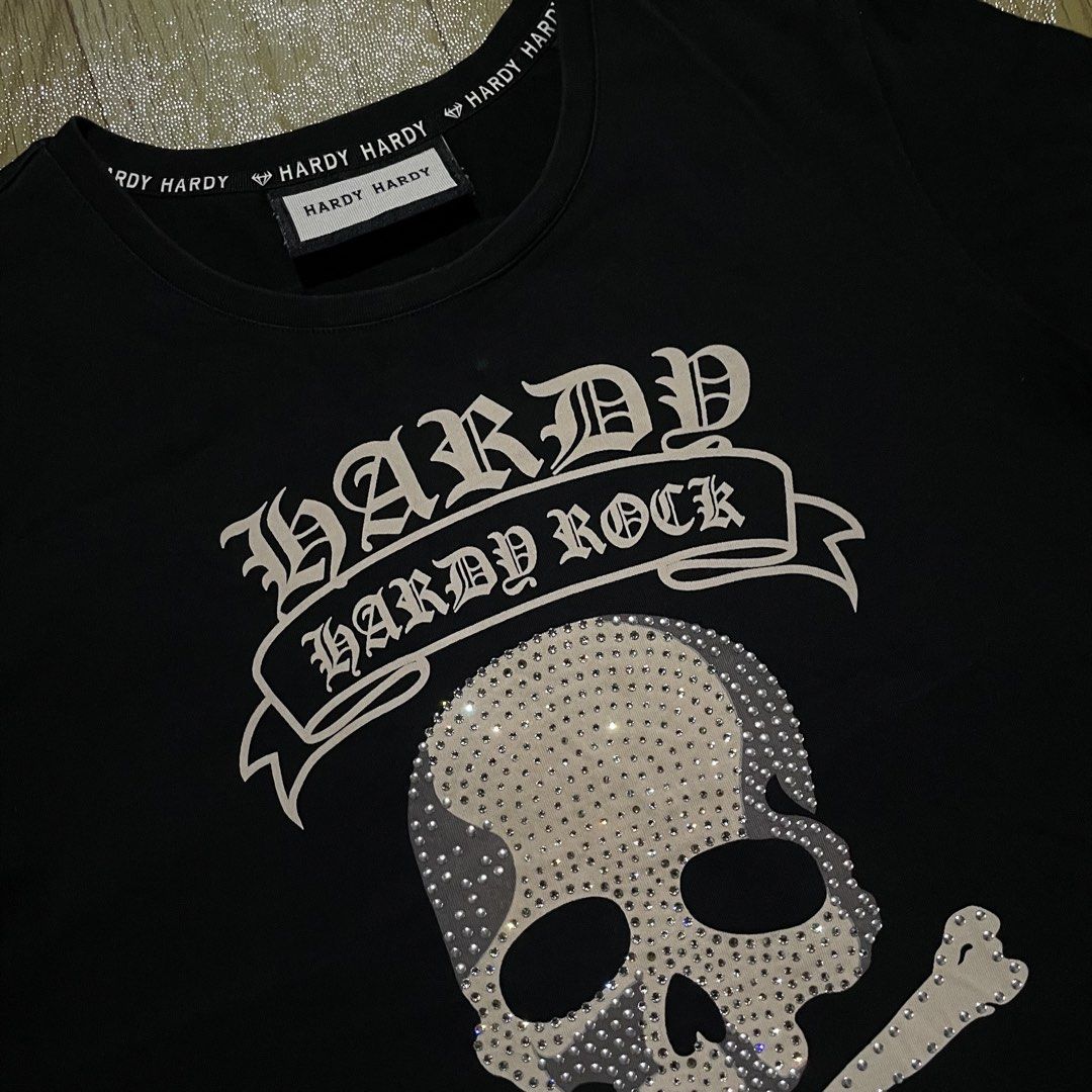 ED HARDY SKULL (Category: Shirts) located in Manila. Submitted by fwderrrr (Listing ID 1464251014, Image 2). Description: .