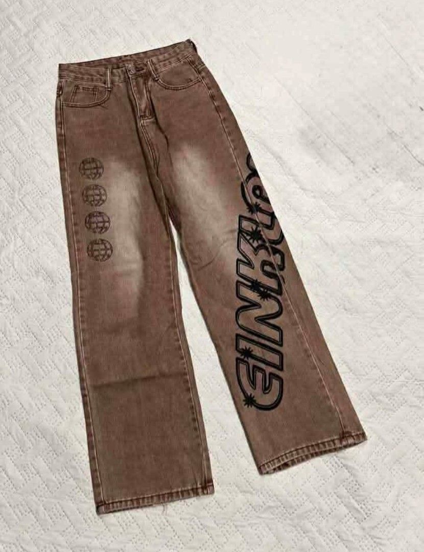 Einklang Baggy Jeans (Category: Jeans) located in Manila. Submitted by jaysieseva620 (Listing ID 1464264412, Image 1). Description: - Cool brown jeans with a washed-out, vintage vibe. - size 24-30 waist.