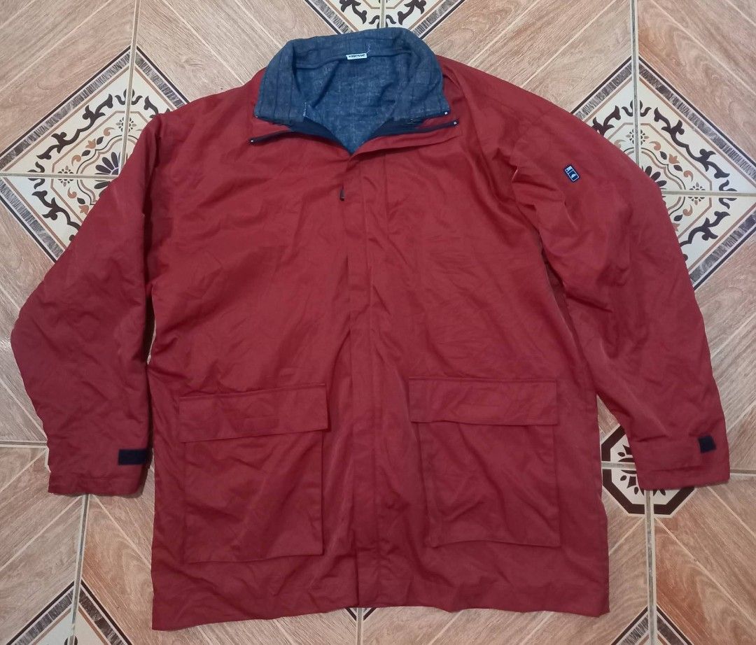 Ellesse Red Lined Jacket (Category: Coats, Jackets and Outerwear) located in Baguio. Submitted by jiannisthriftfits (Listing ID 1464343435, Image 2). Description: - Red Ellesse jacket - Grey patterned lining - Two large front pockets - Adjustable cuffs - Front zip closure - Ideal for cooler weather - Comfortable and stylish.