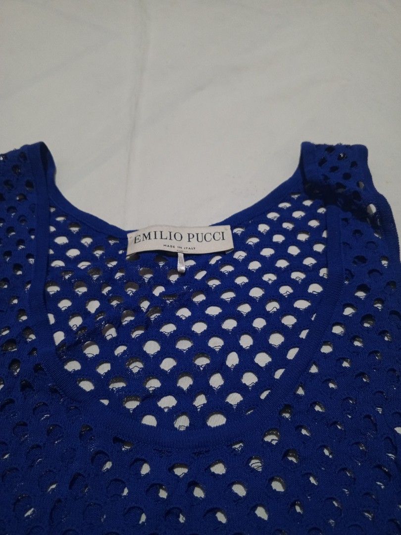Emilio Pucci Open Knit Fishnet mesh tank top (Category: Sleeveless) located in Santa Maria. Submitted by paulo-garcia21 (Listing ID 1464238827, Image 2). Description: medium on tag 14 by 24 excellent no flaws.