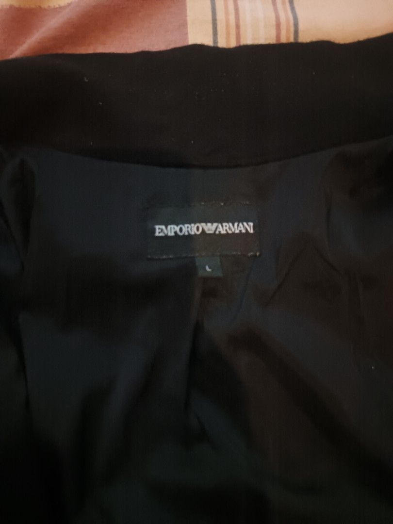 Emporio Armani jacket (Category: Activewear) located in Odiongan. Submitted by thriftngo26 (Listing ID 1464163763, Image 3). Description: emporio Armani full zip jacket.