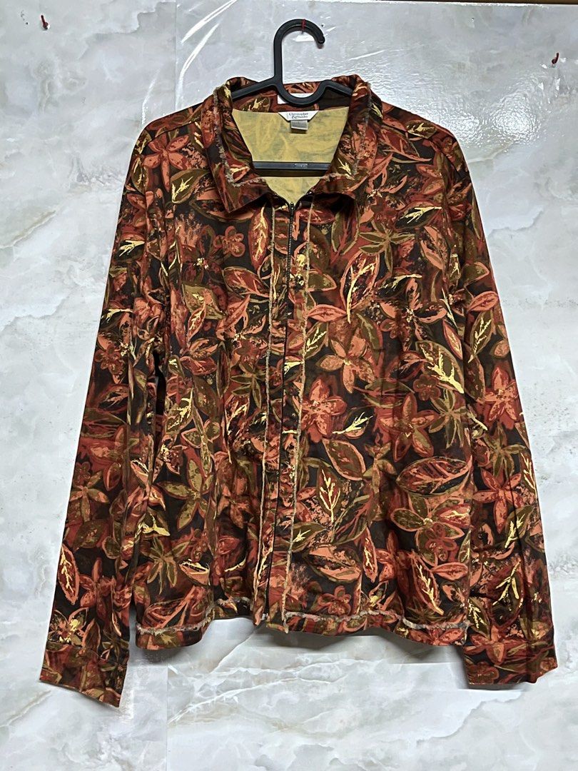 Esoteric Orange Jacket | Vintage, 2000s (Category: Coats, Jackets and Outerwear) located in Paranaque City. Submitted by hearty444 (Listing ID 1464249022, Image 1). Description: - fits up to large.