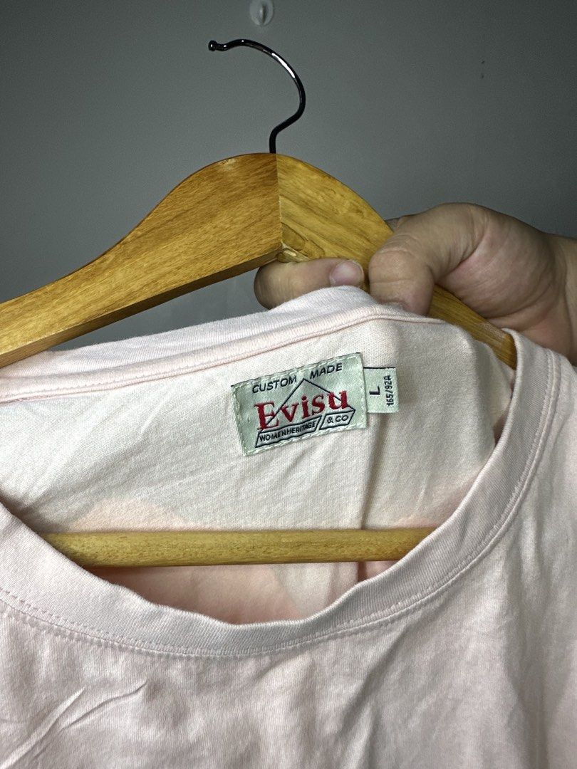 EVISU (Category: Tshirts & Polo Shirts ) located in Molave. Submitted by thriftmate13 (Listing ID 1464197752, Image 3). Description: .