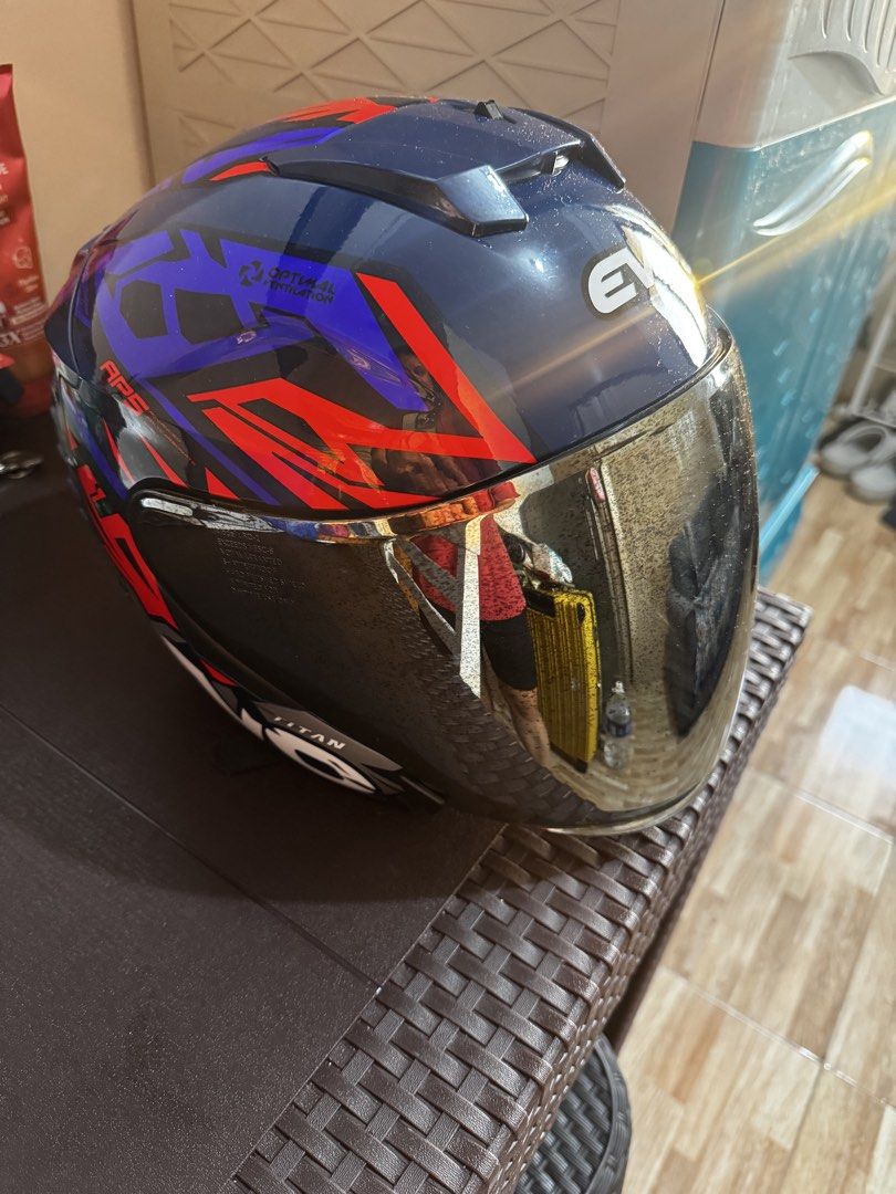 EVO Helmet for Sale (Category: Helmets and other Riding Gears) located in Manila. Submitted by programmerslove88 (Listing ID 1464143954, Image 1). Description: .