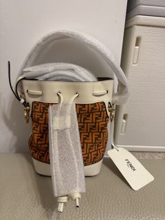 （分類：）位於 。 由 cmcmchiu 提交（商品編號 1464333360，圖片 1）。簡介： 。
