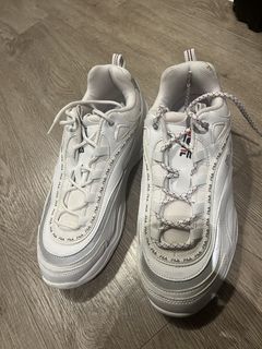 （分類：）位於 。 由 thomsonnlee 提交（商品編號 1464270929，圖片 1）。簡介： 。