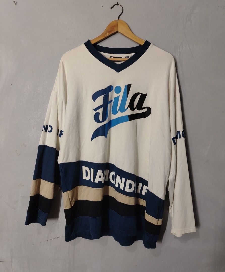 Fila Hockey Jersey (Category: Sleep and Loungewear) located in Bocaue. Submitted by adrianberi35876 (Listing ID 1464253116, Image 1). Description: Fila Hockey Jersey Width:24.5 Length:30 Condition:9.5/10 Color Rate:9.5/10 Issue:minimal stain (need rewash only) 📩 📩 📩 📍 Bocaue,Bulacan.