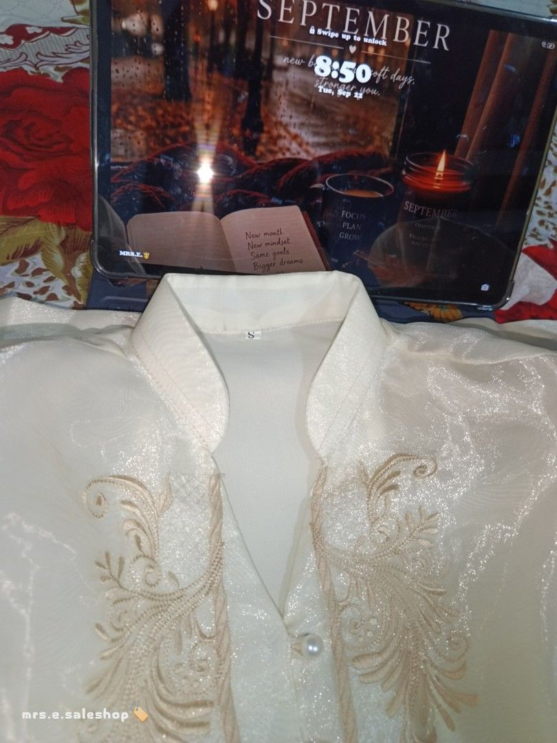 FILIPIANA👘 (Category: Traditional & Ethnic wear) located in Rosario. Submitted by prelovedsalebymrse (Listing ID 1464349566, Image 3). Description: Filipiana Dress : wear once , in good condition no flaws Model Size : small waist: 24 height: 5'1 FILIPIANA FIT SIZE S-M 1. Same-Day Express Apps (Instant Booking) These are your best options if the dress is already packed and you need a rider to collect it within minutes: Lalamove: Highly recommende