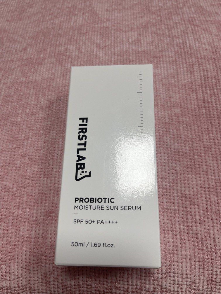 First Lab Probiotic Moisture Sun Serum SPF50+ PA++++ 50ml ☀️ (Category: Face Care) located in Makati City. Submitted by decluterrerdotcom (Listing ID 1464267270, Image 1). Description: First Lab Probiotic Moisture Sun Serum SPF50+ PA++++ 50ml ☀️ Bought in Korea 🇰🇷 Lightweight sun serum with a moisturizing finish. Nice for daily use if you don’t like thick or heavy sunscreen. • SPF50+ PA++++ • Moisturizing serum texture • Lightweight and comfort