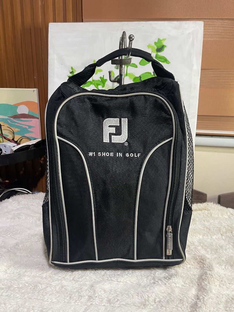 FJ shoe bag (Category: Belt bags, Clutches and Pouches) located in Naawan. Submitted by twilly.apparel2 (Listing ID 1464245505, Image 1). Description: .
