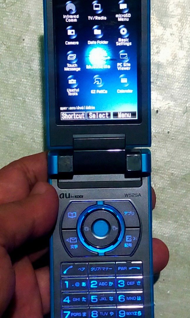 FLIP-PHONE (Category: Other Gadgets) located in Manila. Submitted by elilee_80 (Listing ID 1464209493, Image 3). Description: FOR SALE! SANYO W52SA (Flip-Phone) Metallic Blue Rotating Screen (DOCOMO NETWORK) iPS 2.8 Inches LCD Screen 1.9 MP CAMERA With Flash (DIGICAM Alternative) With CLIP CHARGER ISSUE: Hindi pa Open-line/ My konting dead pixel sa LCD Imported and made in japan In good working condition AS-IS! 1,500php PAYMENT: Gcash/Cebuana SHI