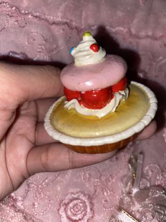 (Category: ) located in . Submitted by daintypeach (Listing ID 1464326471, Image 1). Description: .