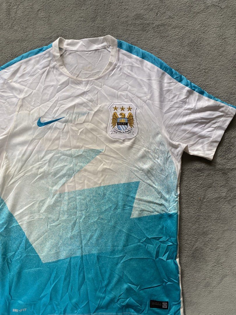 Football Nike Jersey (Category: Tshirts & Polo Shirts ) located in Ozamiz City. Submitted by thriftnikael (Listing ID 1464313161, Image 2). Description: 19x29 large no issue.