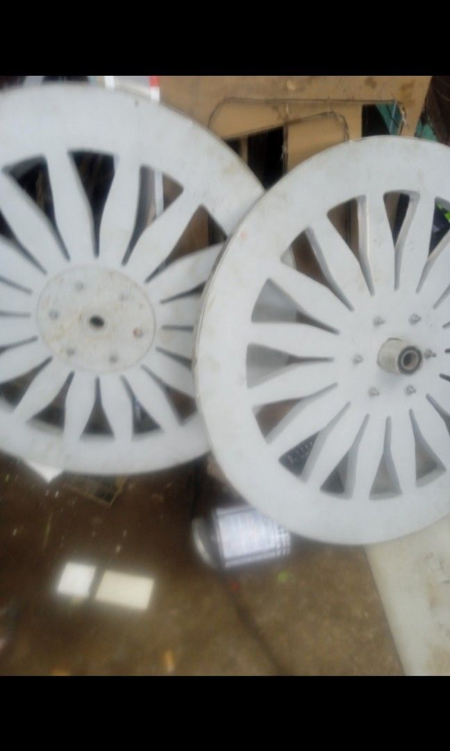 For Sale big wood wheels (Category: Bicycles) located in Quezon City. Submitted by rionava (Listing ID 1464199870, Image 1). Description: For sale big wood wheels for ice cream cart and for display only made to order carts for complete details and other inquiries just contact the seller serious and interested parties only will entertained..