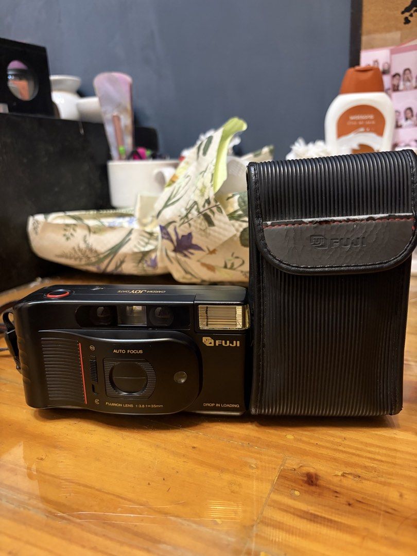 Fujifilm Cardia Joy Date (Category: Cameras) located in Cabanatuan. Submitted by romecarpz (Listing ID 1464205538, Image 1). Description: 📷Fuji Cardia Joy Date ✔️Flash ✔️Wind/Rewind ✔️Back date working ✔️no molds, no haze, no fungus ✔️Strap ✔️Original Case ✔️Manual booklet ✔️Alkaline battery included ✔️Sample shots available 💸 Asking Price: ₱1,800 ❗️RFS: Need funds/Downsizing collection.