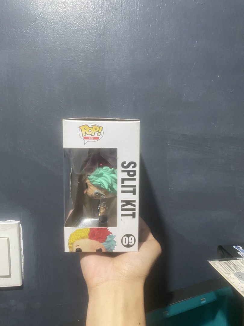 Funko Pop GPK Split Kit #09 Vinyl Figure (Category: Designer & Blind Box Toys) located in Paranaque City. Submitted by toffthekermit (Listing ID 1464206547, Image 2). Description: - Funko Pop! Garbage Pail Kids #09 Split Kit - like new and sealed box - Must-have for Funko Pop collectors.
