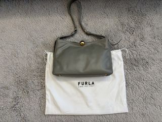 （分類：）位於 。 由 annisellsbags28 提交（商品編號 1464216759，圖片 1）。簡介： 。