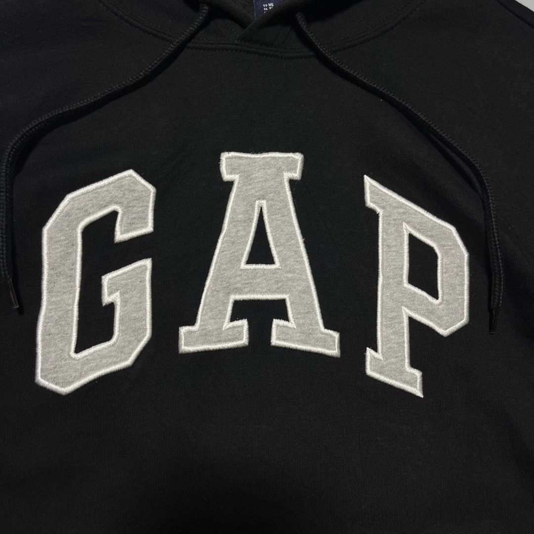 Gap Big Logo Pullover Hoodie (Category: Hoodies) located in Bacolod City. Submitted by marmanj (Listing ID 1464318735, Image 3). Description: ♻️ Gap Big Logo Pullover Hoodie •Original - Complete tags •Condition: Like new •Size: Small to semi medium( xs on tag ) •Length: 26” •Width: 19” •Color: Black •Color rate: 10/10 •Design: Big Logo GAP •No flaws 🔖Price: ₱680 📌Location: Bacolod City Negros Occidetal ‼️Disclaimer: We are not affiliated with t