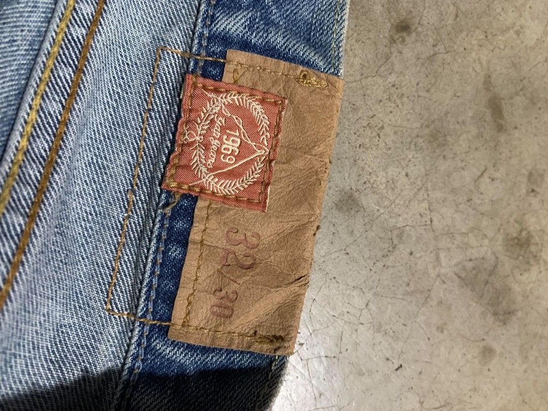 GAP Jeans Slim Straight Fit 32x30 (Category: Jeans) located in Cavite. Submitted by noriegayou99586 (Listing ID 1464137786, Image 1). Description: - GAP Slim Straight Fit Jeans - Size: 32 Waist, 30 Inseam - Color: Classic Blue Wash - Material: 100% Cotton - Origin: Made in Macau - Ideal for: Everyday wear.