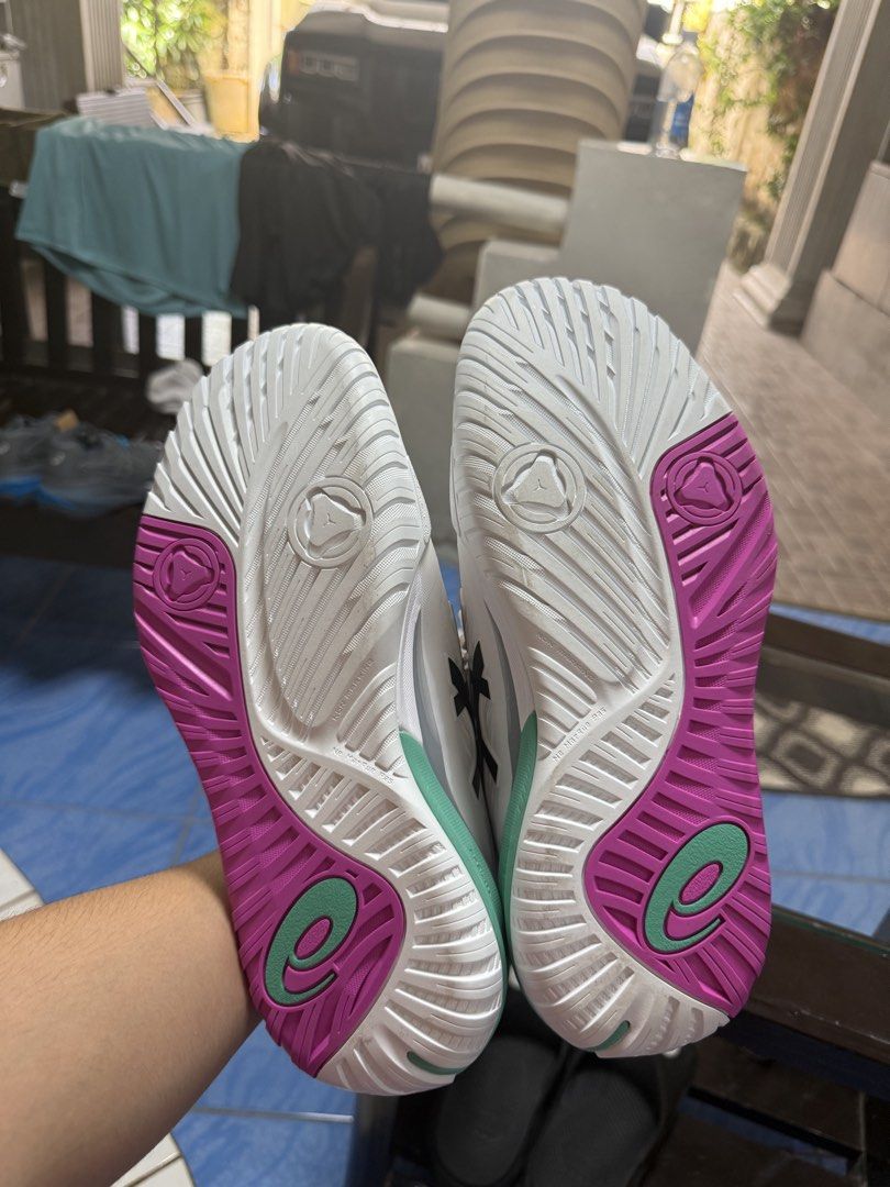 Gel-Resolution X White (Category: Sneakers) located in Cabadbaran. Submitted by likaayyy (Listing ID 1464300048, Image 3). Description: ASICS | BRAND NEW Gel-Resolution X White Sz 9.5- 9,000 Without Boxes | All from Japan 📩 PM for more details 📍Cabadbaran City.