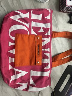 (Category: ) located in . Submitted by thriftwithriexx (Listing ID 1464244749, Image 1). Description: .