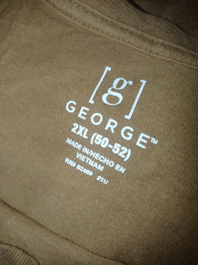 George Longsleeves (Category: Coats, Jackets and Outerwear) located in Pasig City. Submitted by pureselectionapparel (Listing ID 1464179383, Image 3). Description: George Longsleeves 🏷️ Size 2XL on tag Dimes: 24width, 30.5length Excellent Condition No issues 250 plus ship Location Pasig City.