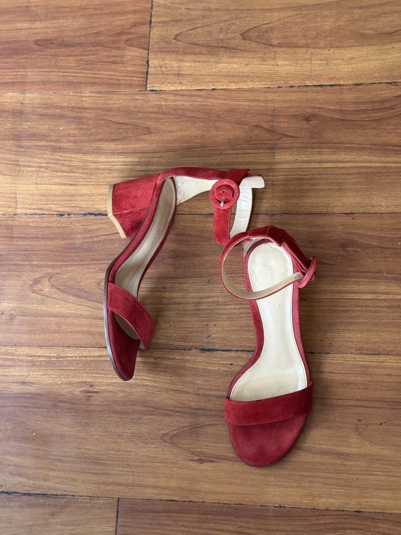 Gianvitto Rossi mid heel red suede (Category: Heels) located in Quezon City. Submitted by kimdelano (Listing ID 1464203452, Image 3). Description: Size 36 Fits 6-7.