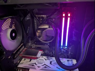 (Category: ) located in . Submitted by Weiner (Listing ID 1464272003, Image 1). Description: .