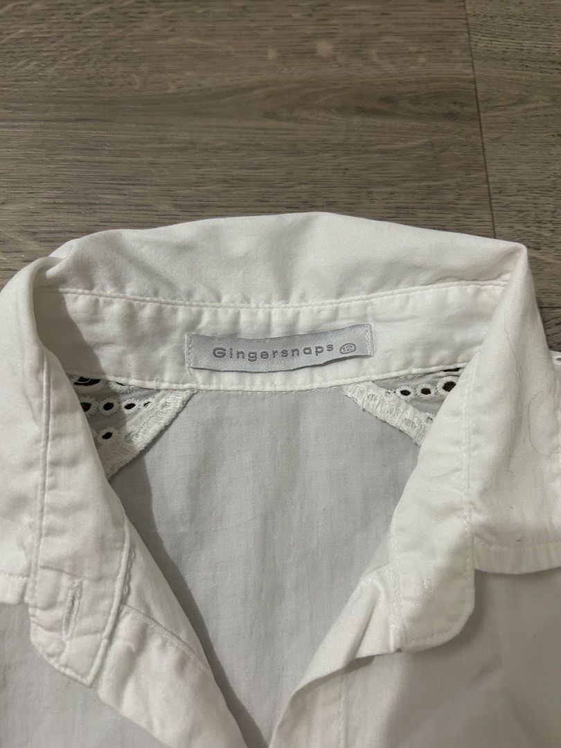 Gingersnap’s white polo button up (Category: Babies & Kids Fashion) located in Rizal. Submitted by rlcstr (Listing ID 1464259976, Image 2). Description: - gcash/maya - lalamove/j&t.