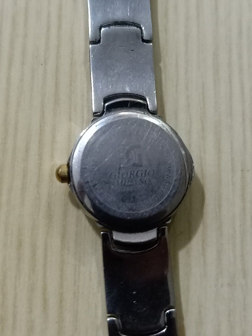 Giorgio milano (Category: Women's Watches) located in Las Pinas. Submitted by quick_deals_great_finds2 (Listing ID 1464234296, Image 3). Description: Original good working condition Small size 18mm fits wrist 6.8 inches.