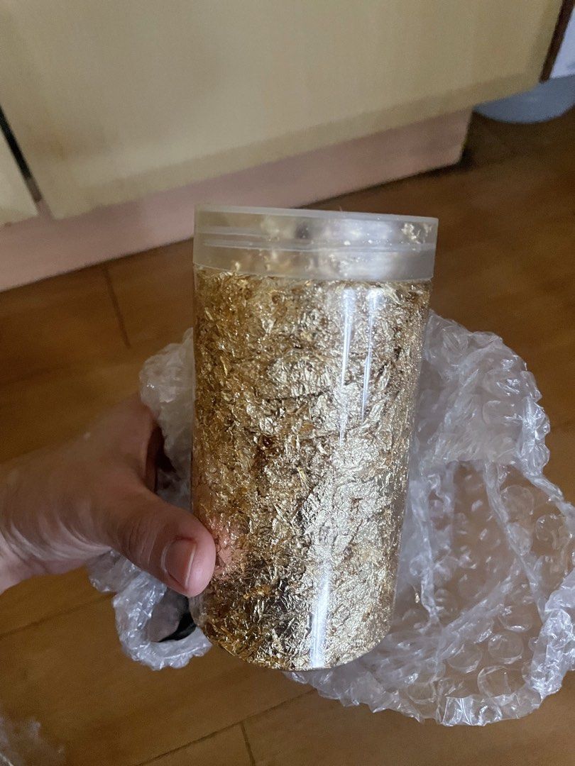 Gold Leaf Flakes for Crafts and Decoration (Category: Craft Supplies & Tools) located in Manila. Submitted by nicache (Listing ID 1464326961, Image 1). Description: - Jar of gold leaf flakes - Ideal for art projects, resin crafts, cakes, and desserts - Adds a luxurious and elegant finish - Plenty of flakes included for multiple uses - Easy to apply and use.
