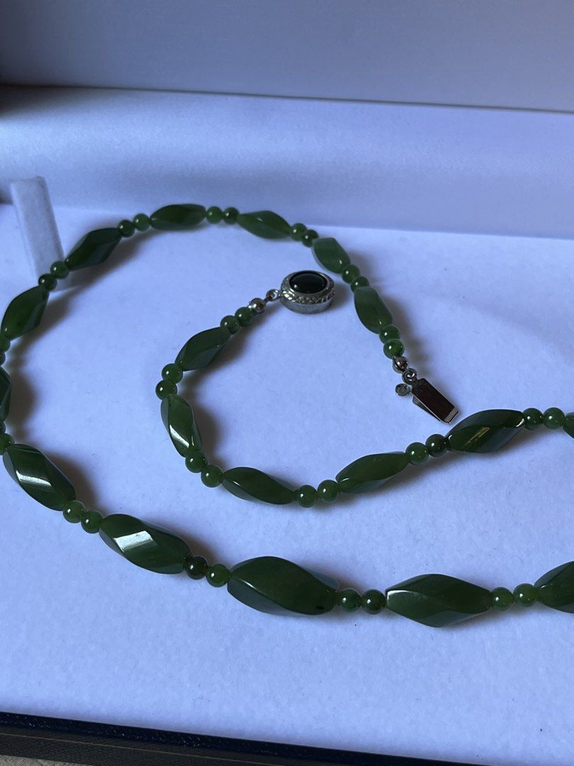 Green Jade Nephrite Bead Necklace with Silver Clasp (Category: Necklaces) located in Tandag. Submitted by maryarlale42144 (Listing ID 1464267047, Image 2). Description: Authentic Jade Nephrite Length 20 New condition .