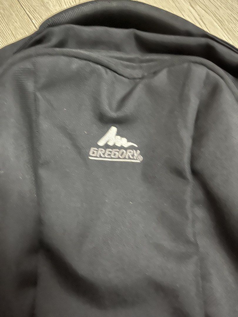 gregory backpack (Category: Backpacks) located in Sungai Petani. Submitted by mat_alee (Listing ID 1464172398, Image 2). Description: beg galas boleh letak laptop ada 2 kokpakment besar .