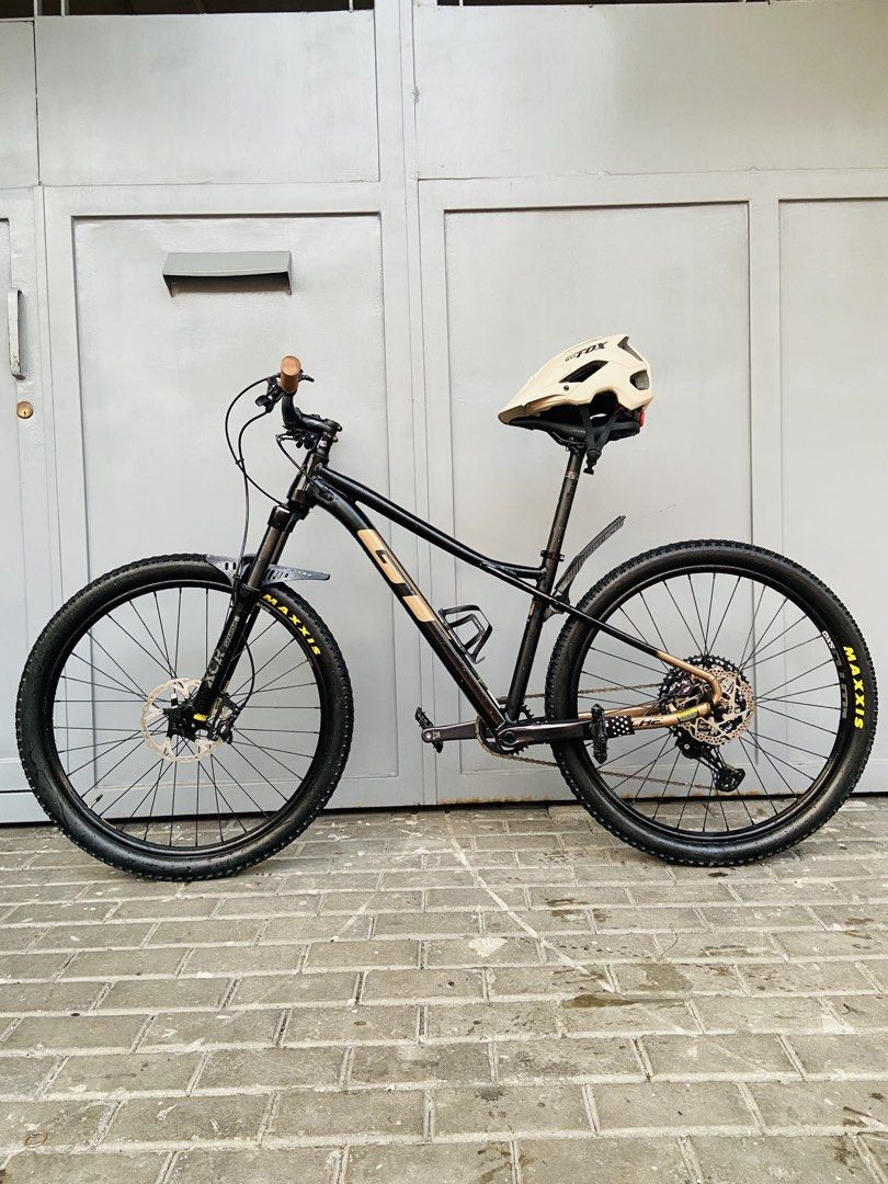 Gt Avalanche elite 27.5 S (Category: Announcements) located in Quezon City. Submitted by icdexterda23648 (Listing ID 1464306863, Image 1). Description: 38K Nego pa GT AVALANCE 27.5 SMALL XRC SANTOUR AIR SHOCK REMOT LOCK OUT 100mm TRAVEL GT HEADSET TOSEEK CARBON HANDLE BAR TOSSEK CARBON SEATPOST WTB SILVERADO SADDLE MOUNTAINPEAK PEDAL STRAIGHT DEORE XT M8100 GS DEORE XT DUAL PISTON BREAK SET DEORE XT CALIPER F/B DEORE XT CRANKSET 12s DEORE XT COGS