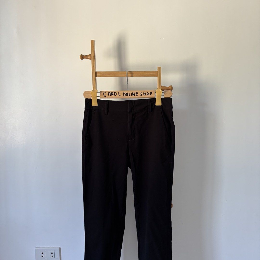 GU by UNIQL0 tapered pants (Category: Other Bottoms) located in Guiguinto. Submitted by candlonlineshop (Listing ID 1464261211, Image 3). Description: ✨FIRST TO PAY BASIS✨ GU by UNIQL0 tapered pants Size on tag: small Condition: 9.5/10 Waist: 27” Length: 34” Flaw/s: none ₱350 + sf 📍Bulacan 🚚Sh0pee check out (SPX) | J&T express •Items may have minor unnoticed flaws — please manage your expectations as you are dealing with thrifted items. •Color 