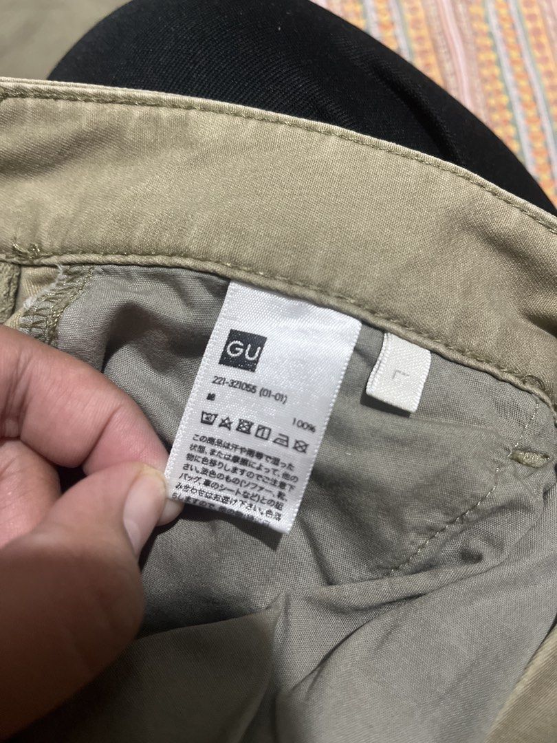 GU Cargo Pants Khaki Size L (Category: Trousers) located in Caloocan City. Submitted by mmc1999 (Listing ID 1464284419, Image 2). Description: - GU Khaki Cargo Pants - Wide leg fit for a relaxed style - Multiple pockets for practicality - Comfortable fabric, ideal for everyday wear - Size: Large (L).