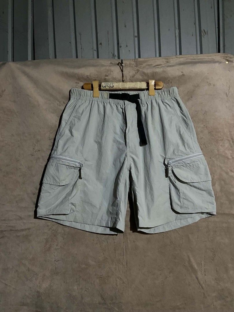 GU Cargo Shorts XL Grey Belted Zip Pockets (Category: Shorts) located in Lianga. Submitted by arwthrifts (Listing ID 1464260844, Image 1). Description: GU by Uniqlo Utility Cargo short Excellent Condition No issue or Flaws Dimes:34-36x20 Price:600 Plus sf,Dm if interested 📩.