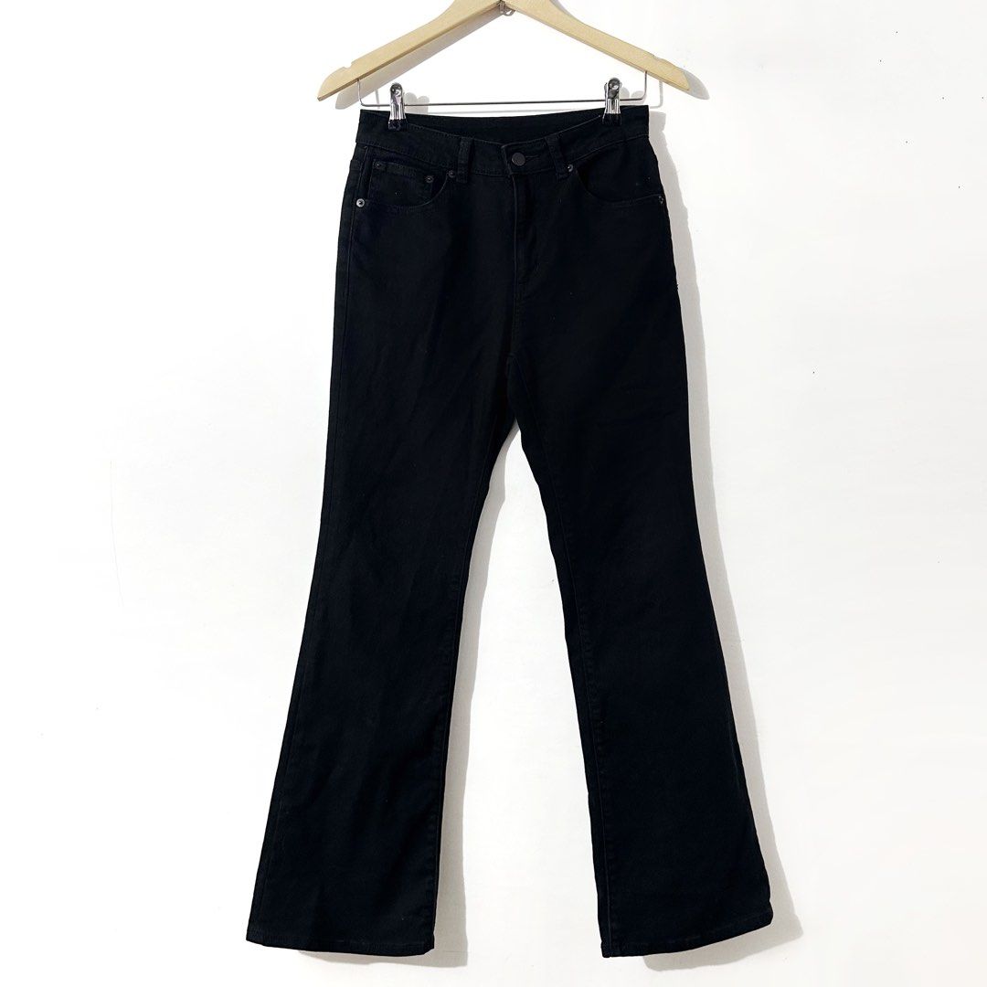GU Hw Pants (Category: Jeans) located in Taguig. Submitted by intransitforyou (Listing ID 1464241993, Image 1). Description: Fits 28 39.5 inch length M on tag.