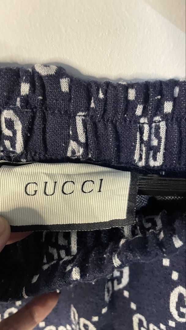 Gucci Monogram Short (Category: Shorts) located in Arayat. Submitted by christian_srno (Listing ID 1464244168, Image 3). Description: .