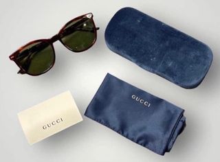 (Category: ) located in . Submitted by HelloAnn_Closet (Listing ID 1463089839, Image 1). Description: .