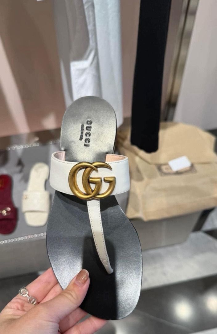 Gucci Thong (Category: Slippers and slides) located in Rizal. Submitted by hiraya16 (Listing ID 1464225224, Image 1). Description: Eu35 only - complete with box, dust bag, and paper bag - 100% Original Available Onhand ready to ship DM ✉️ J&T - Lalamove - LBC.