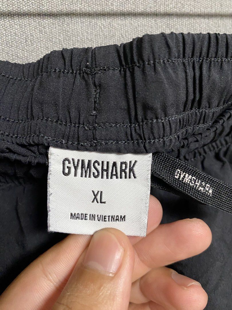 Gymshark Short (Category: Shorts) located in Cabuyao City. Submitted by ukaythriftshirt (Listing ID 1464266840, Image 3). Description: Gymshark Short Excellent Condition Waist 32-34 Length 17 Color rate 9/10 No hard issue just minimal paint stain check pics, removable - 650.