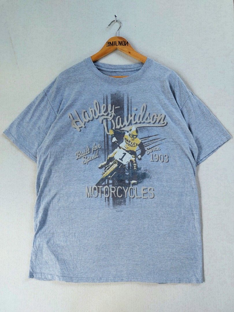 Harley-Davidson Motorcycles Graphic T-Shirt (Category: Tshirts & Polo Shirts ) located in Palayan City. Submitted by akhai420 (Listing ID 1464201317, Image 1). Description: - Grey Harley-Davidson t-shirt - Front graphic: 'Harley-Davidson Motorcycles Built for Speed Since 1903' - Back graphic: 'High Stakes Harley-Davidson' with poker chips and motorcycle design - Copyright 2021 H-D - Ideal for any Harley-Davidson enthusiast - Cut tag, loose stitch