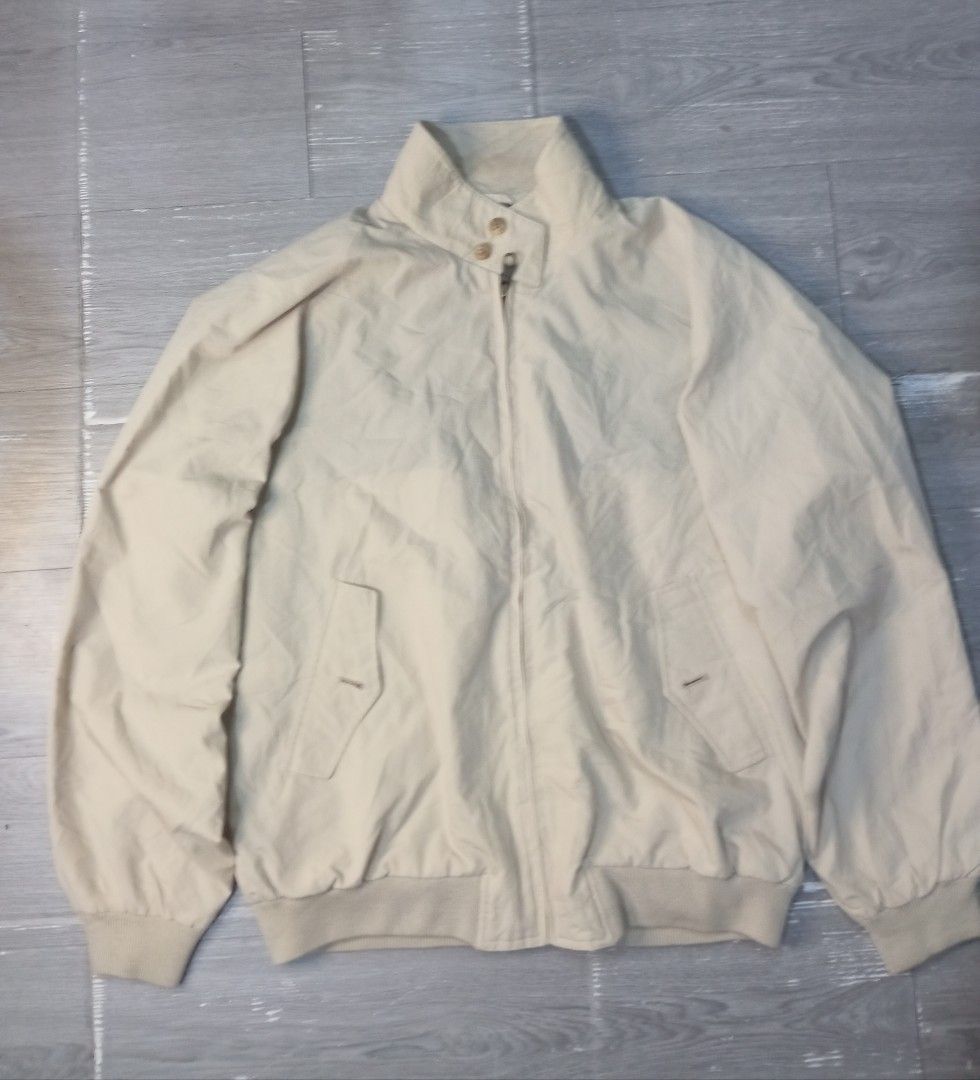 Haven Chester (Category: Coats, Jackets and Outerwear) located in Manila. Submitted by wisepenguin.369 (Listing ID 1464296144, Image 1). Description: 23x25 no issue.