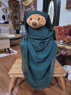 (Category: ) located in . Submitted by huda_wardrobe (Listing ID 1464194783, Image 1). Description: .