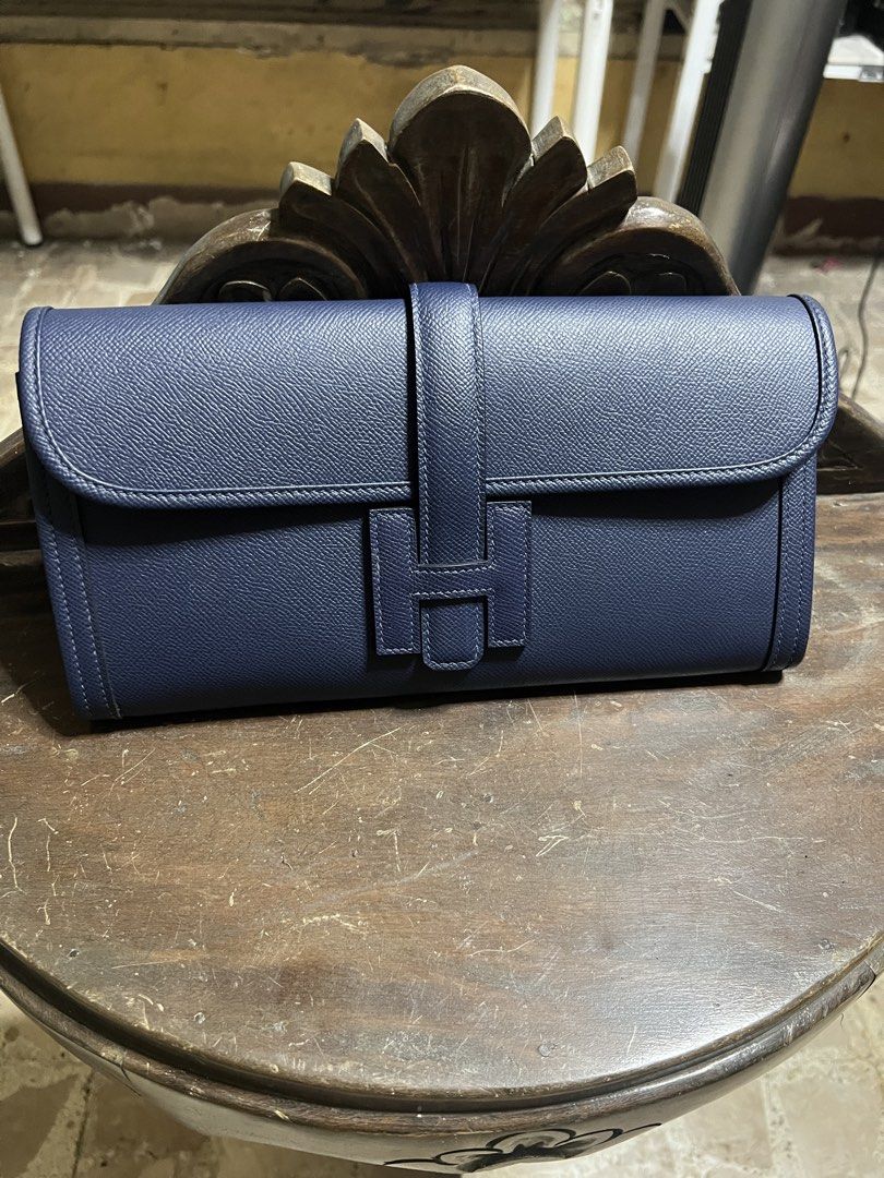 HERMES JIGE (Category: Luxury Bags & Wallets) located in Quezon City. Submitted by curated_tms (Listing ID 1464146635, Image 1). Description: NGA- DROM Europe flea market Declutterring sale! .