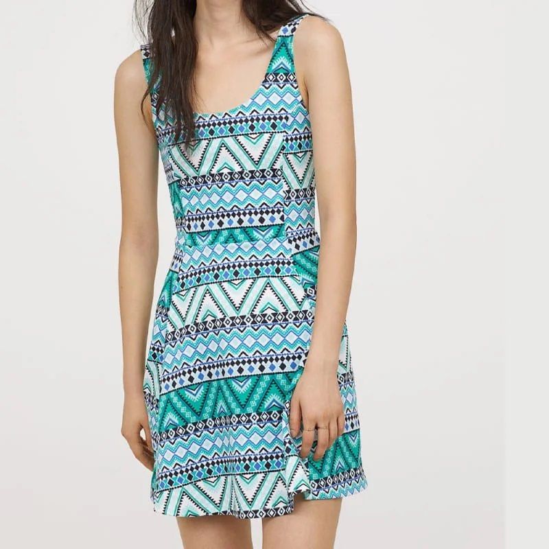 H&M Dress (Category: Dresses) located in Bacoor. Submitted by pktd10 (Listing ID 1464271062, Image 1). Description: .
